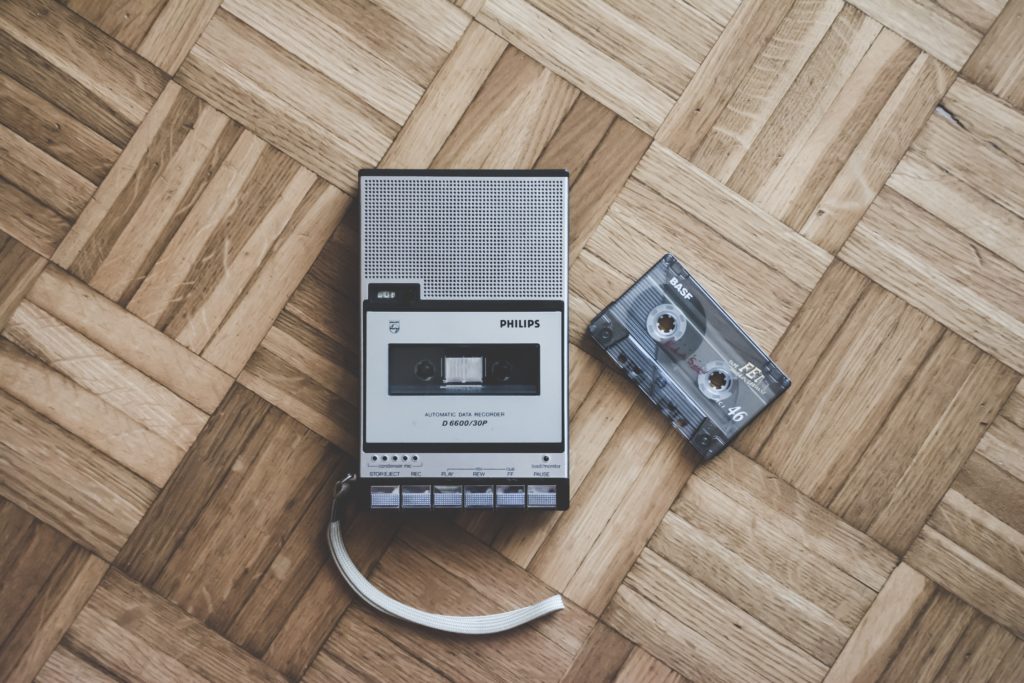 simone-acquaroli-263190-unsplash